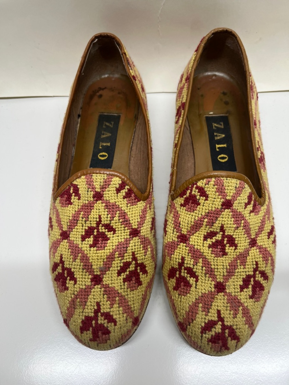 Zalo Woven Rosebud tapestry Patterned Slip-On Loafers sz 7